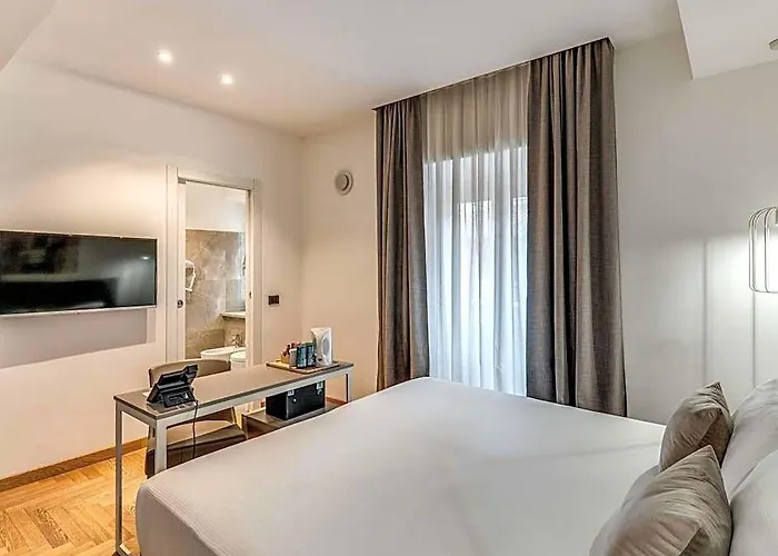 Otel Mercure Centro Termini 4*