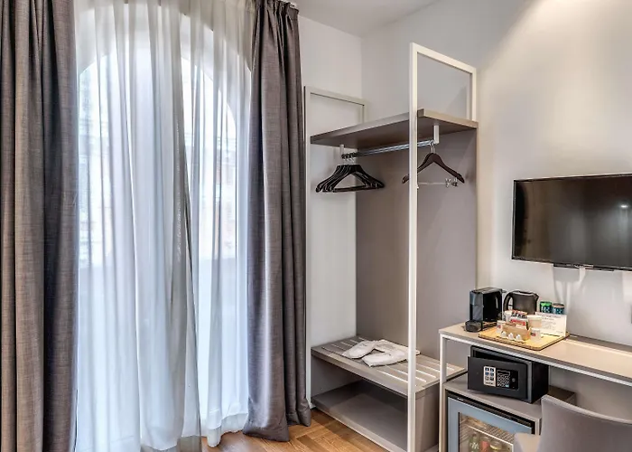 Otel Mercure Centro Termini 4*